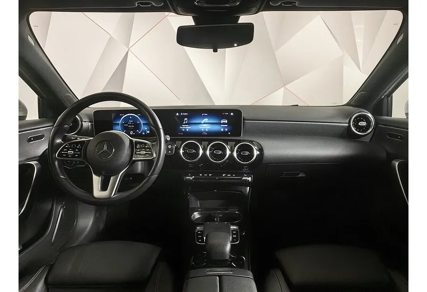 Mercedes-Benz A-Класс A 200 7G-DCT (150 л.с.) Progressive Белый в АВИЛОН. Слайд №13