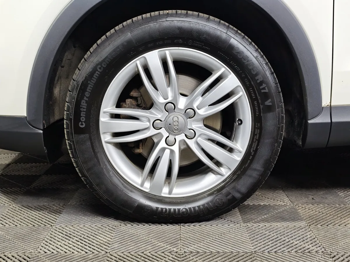 Audi Q3 2.0 TFSI quattro MT (170 л.с.) Белый в АВИЛОН. Слайд №9