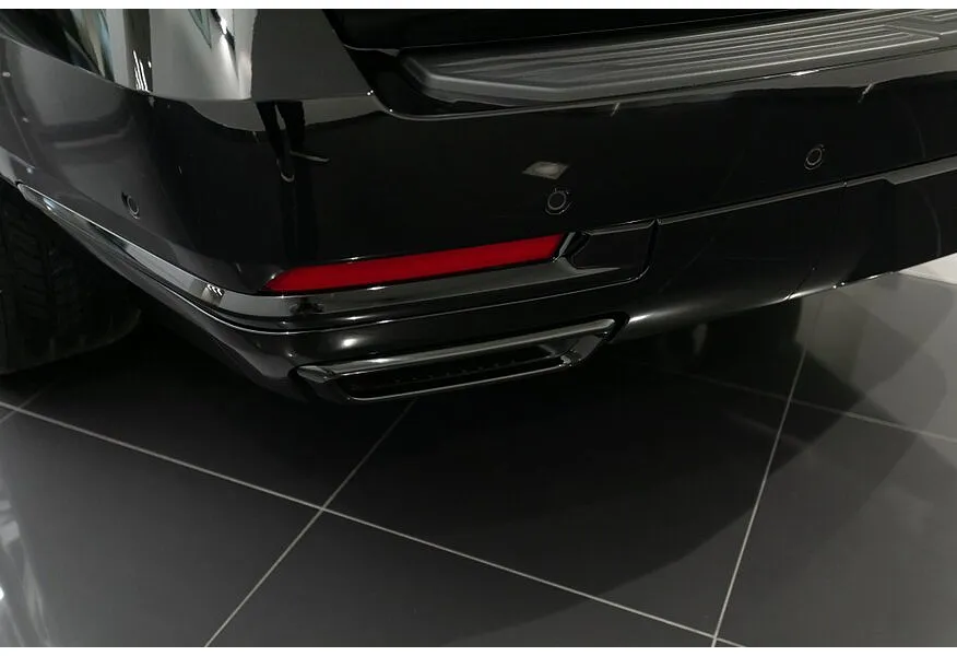 Cadillac Escalade 6.2 V8 AT AWD (420 л.с.) Sport Platinum Черный в АВИЛОН. Слайд №21