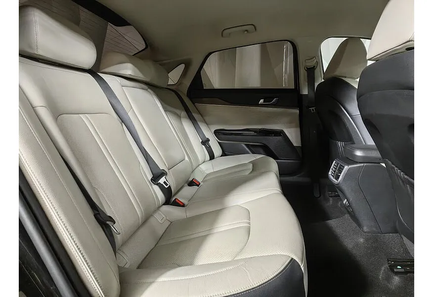 Kia K5 2.5 GDI AT 2WD (194 л.с.) Luxe Черный в АВИЛОН. Слайд №16