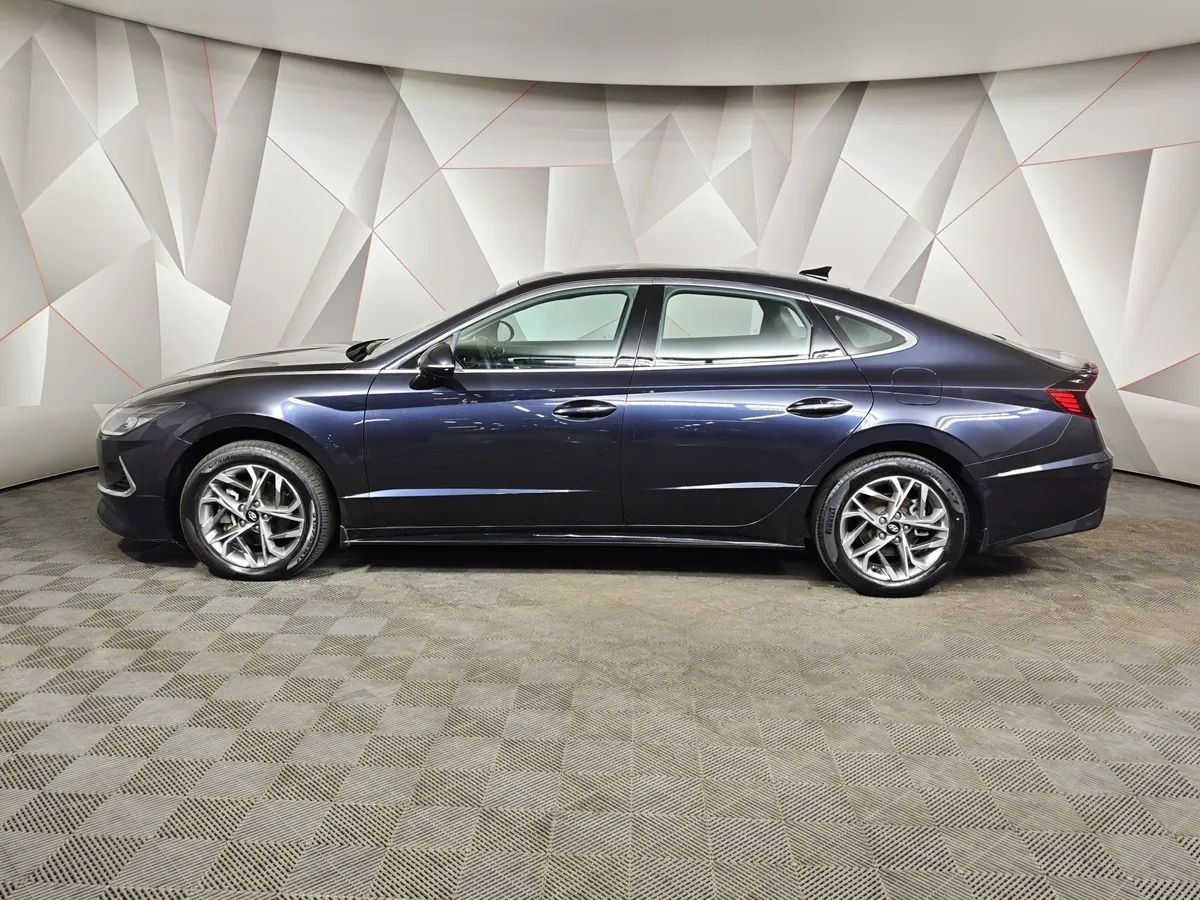 Hyundai Sonata 2.0 MPI (150 л.с.) Business Синий в АВИЛОН. Слайд №5