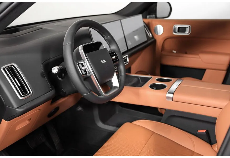 Li Auto L9 1.5 AT 4WD (449 л.с.) Ultra Серый в АВИЛОН. Слайд №12