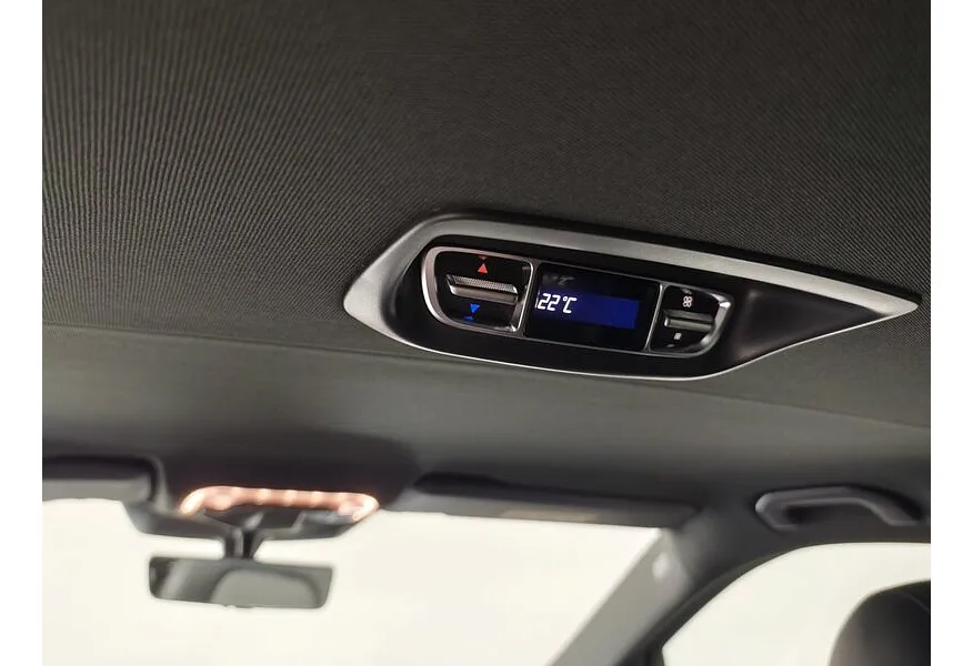 АВИЛОН - Mercedes-Benz V-Класс V 300 d L3 4MATIC 9G-TRONIC (237 л.с.) Avantgarde Черный - slide 9