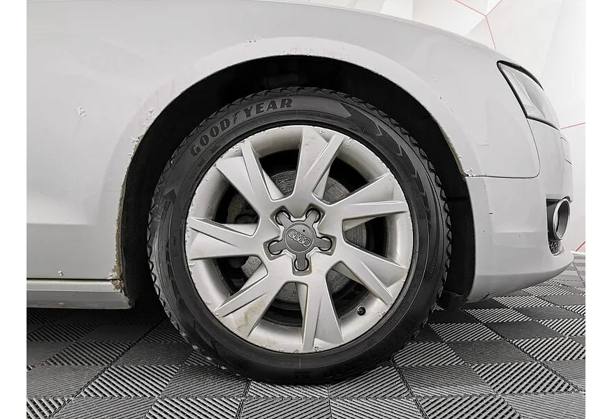 Audi A5 1.8 TFSI multitronic (170 л.с.) Серебристый в АВИЛОН. Слайд №6