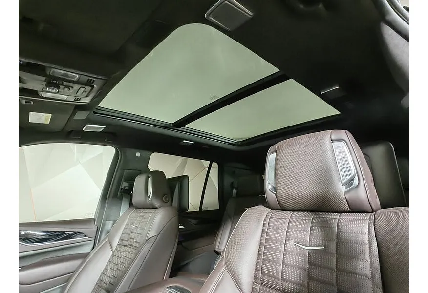 АВИЛОН - Cadillac Escalade V 6.2 AT 4WD (690 л.с.) V-series Черный - slide 20