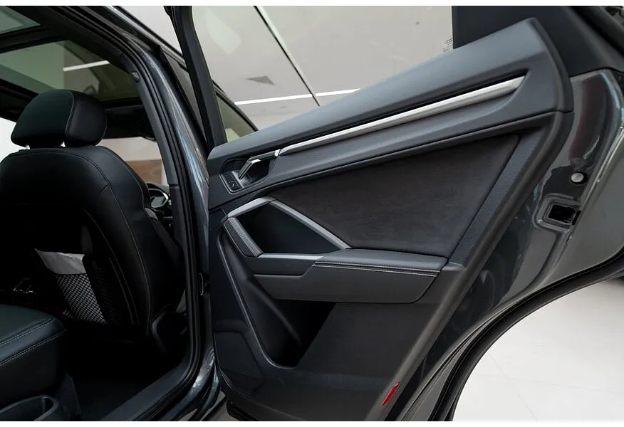 Audi Q3 2.0 45 TFSI S-tronic quattro (220 л.с.) Fashion Dynamic Edition Серый в АВИЛОН. Слайд №19