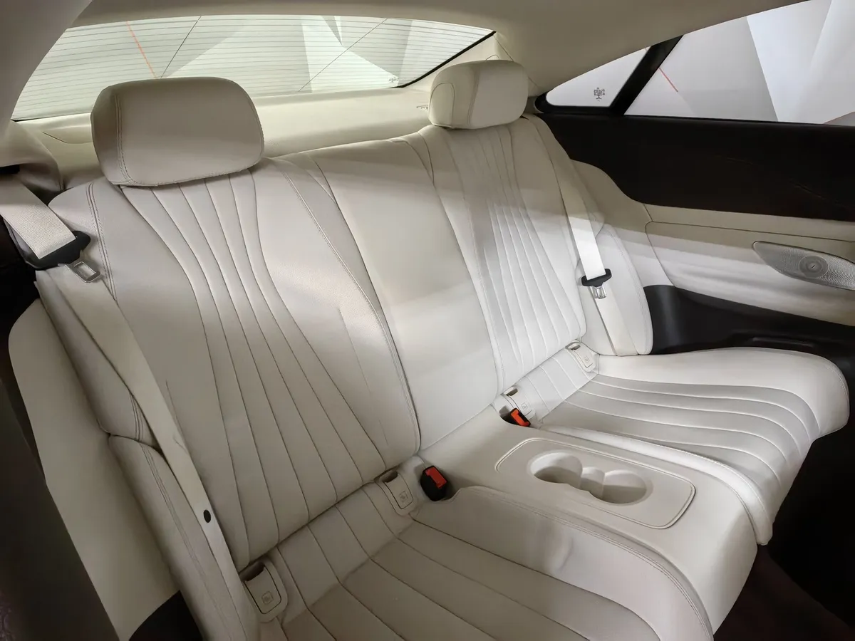 Mercedes-Benz E-Класс E 200 4MATIC G-TRONIC (184 л.с.) Sport Белый в АВИЛОН. Слайд №17
