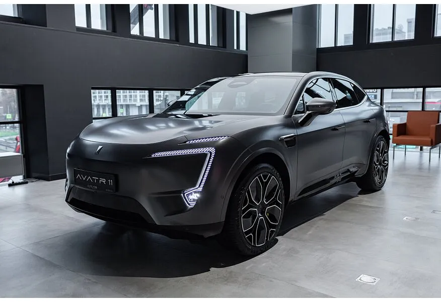 АВИЛОН - Avatr 11 116 kWh 4WD (578 л.с.) 5 мест Серый - slide 9446199