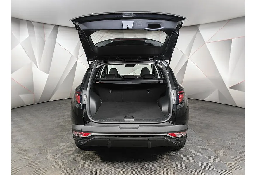 Hyundai Tucson D2.0 Smartstream 8AT 4WD (186 л.с.) Lifestyle + Smart Sense Черный в АВИЛОН. Слайд №12