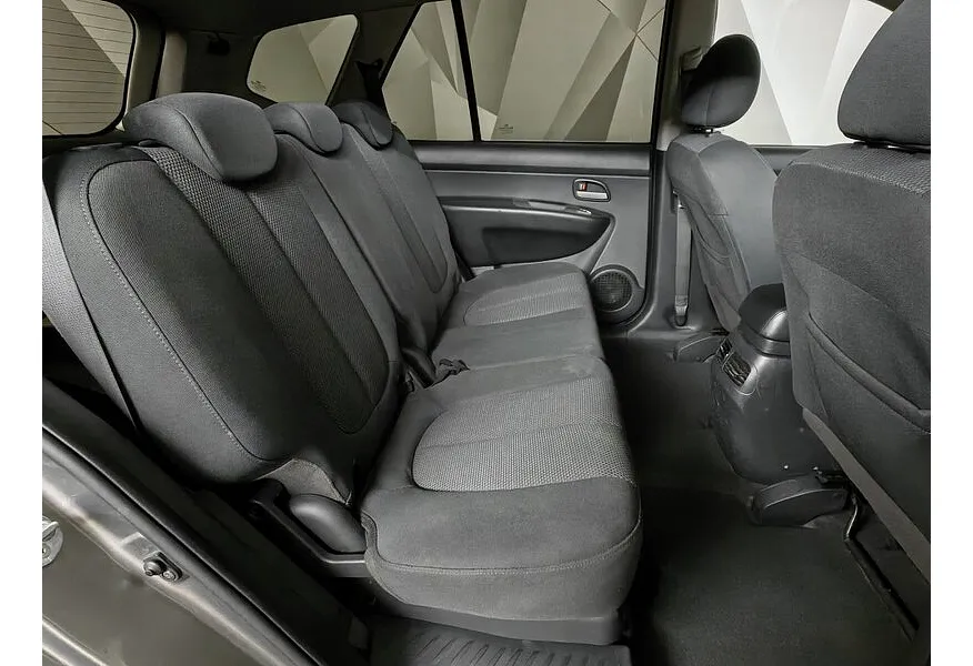 АВИЛОН - Kia Carens 2.0 AT (145 л.с.) Серебристый - slide 10
