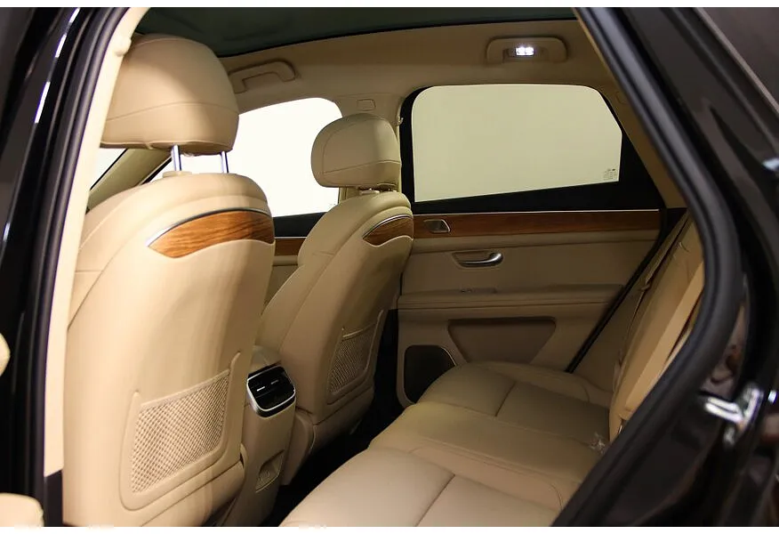 АВИЛОН - Seres M5 1.5 AT 4WD (496 л.с.) Premium Черный - slide 7