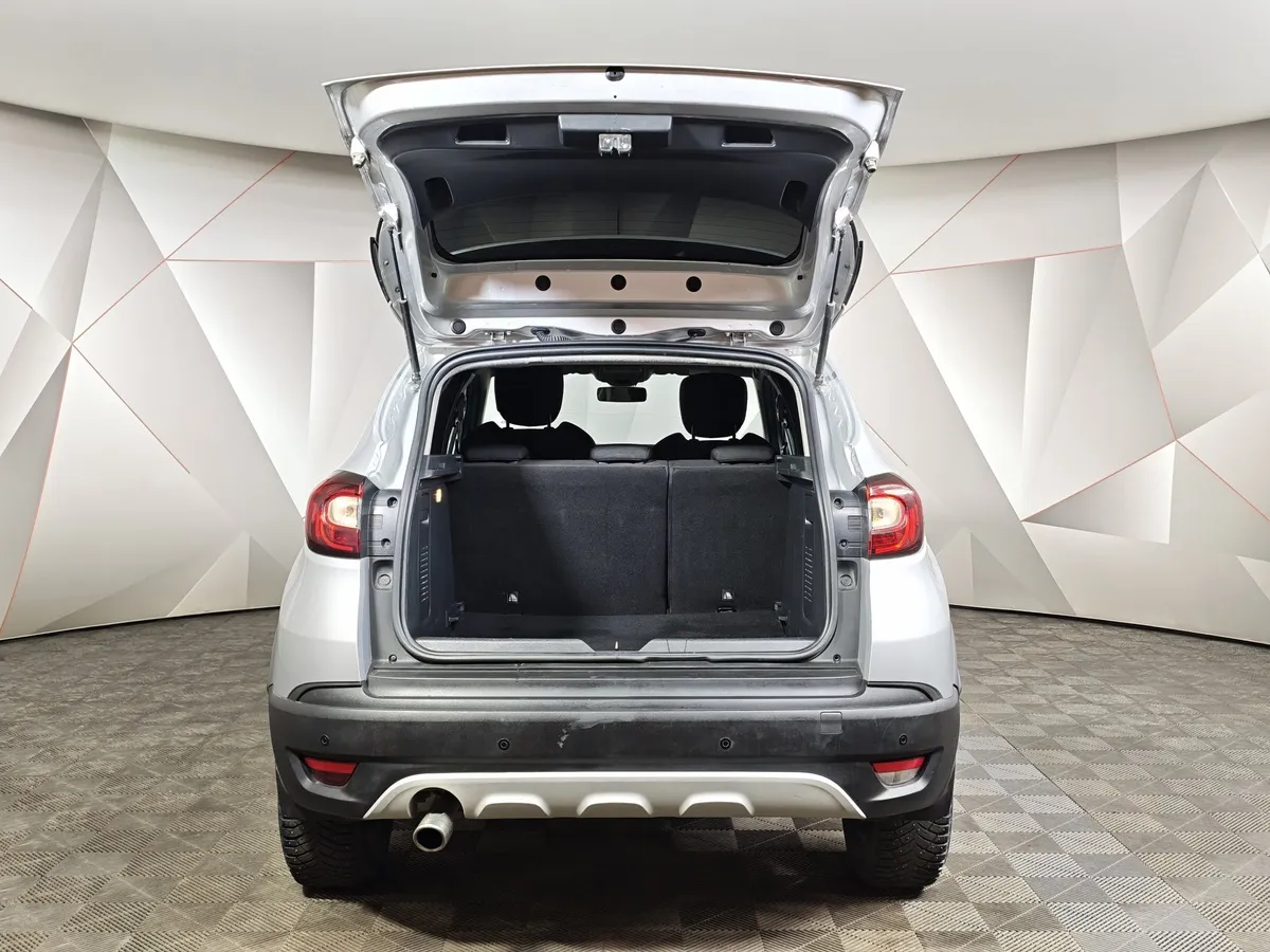 Renault Kaptur 1.6 MT (114 л.с.) Life Серый в АВИЛОН. Слайд №12