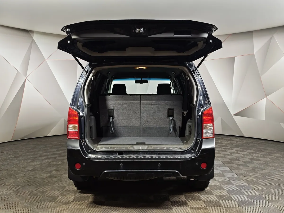 Nissan Pathfinder 2.5 dCi Turbo AT AWD (190 л.с.) Черный в АВИЛОН. Слайд №12