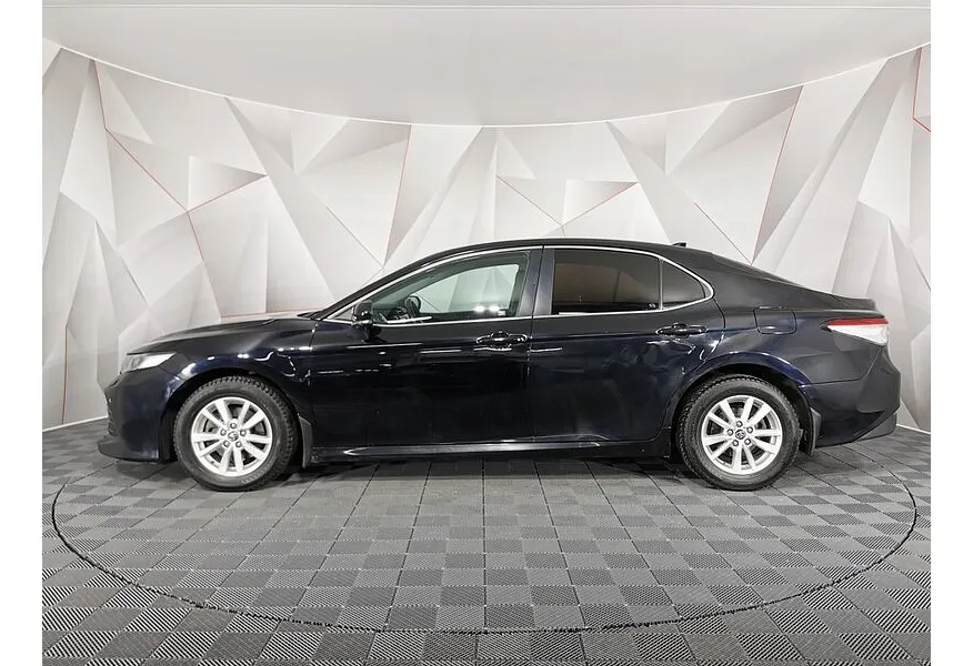 Toyota Camry 2.5 AT (181 л.с.) Черный в АВИЛОН. Слайд №5 Toyota Camry 2.5 AT (181 л.с.) Черный в АВИЛОН. Слайд №5