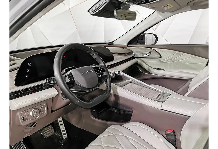 EXEED RX 2.0T 8AT 4WD (249 л.с.) Flagship Серый в АВИЛОН. Слайд №19