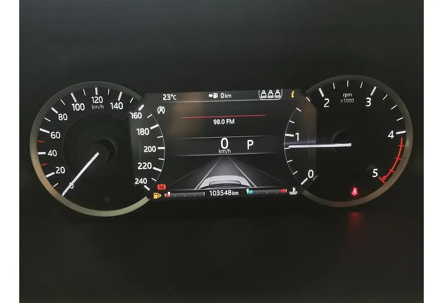 Land Rover Discovery Sport 2.0 TD4 AT AWD (150 л.с.) Белый в АВИЛОН. Слайд №18