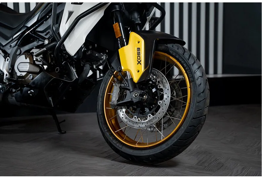 АВИЛОН - QJMOTOR SVT 650X 650 см³ (76 л.с.) 650 Коричневый - slide 11