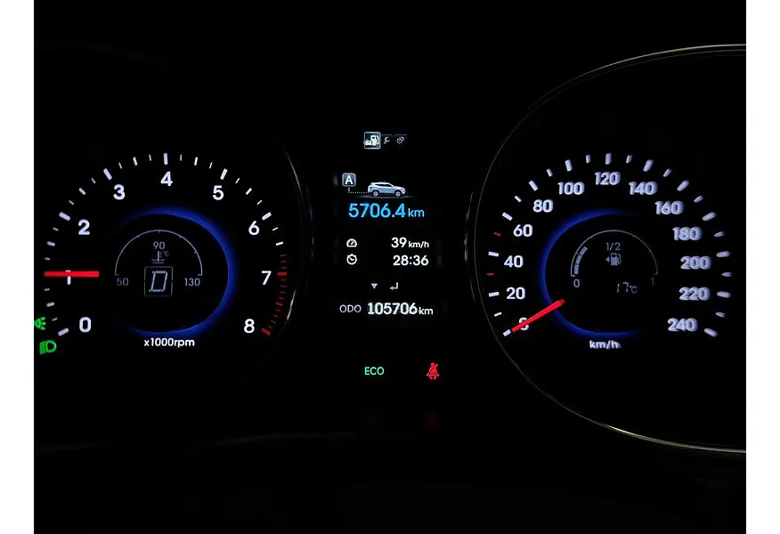 Hyundai Santa Fe 2.4 AT 4WD (175 л.с.) Sport Золотой в АВИЛОН. Слайд №18