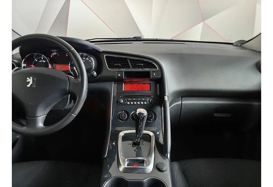 Peugeot 3008 1.6 e-HDi ETG (115 л.с.) Бежевый в АВИЛОН. Слайд №15