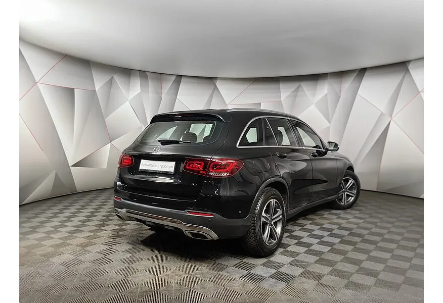 Mercedes-Benz GLC 200 9G-TRONIC 4MATIC (197 л.с.) Premium Черный в АВИЛОН. Слайд №2