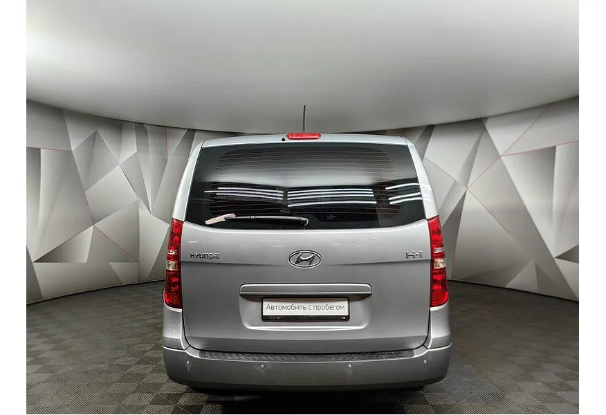Hyundai H-1 2.5 CRDi AT (170 л.с.) Dynamic Серый в АВИЛОН. Слайд №8