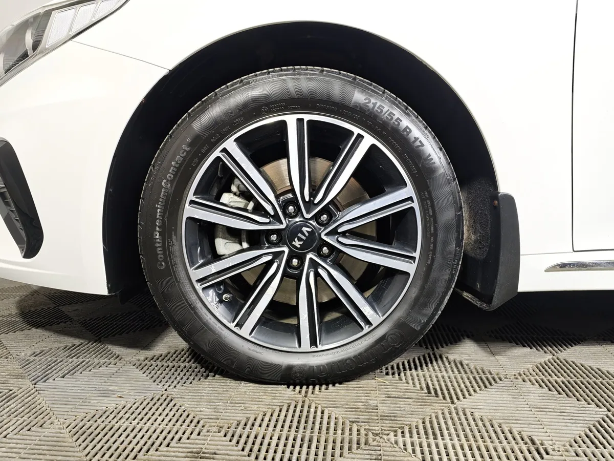 Kia Optima 2.0 MPI AT (150 л.с.) Белый в АВИЛОН. Слайд №9