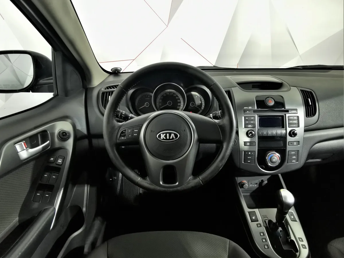 Kia Cerato 1.6 AT (126 л.с.) Серый в АВИЛОН. Слайд №18