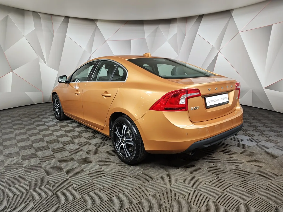 Volvo S60 2.0T Turbo Powershift (203 л.с.) Summum Золотой в АВИЛОН. Слайд №4