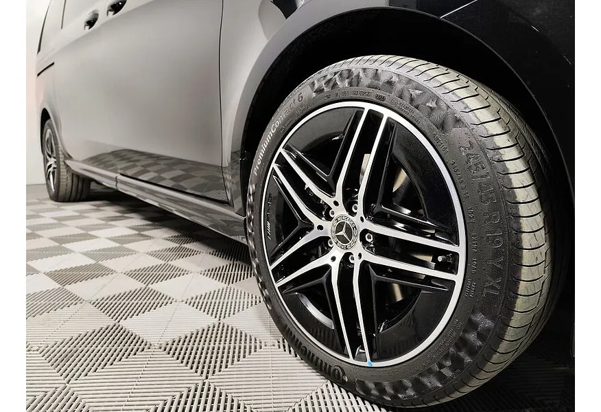 Mercedes-Benz V-Класс V 300 d L3 4MATIC 9G-TRONIC (237 л.с.) Exclusive Черный в АВИЛОН. Слайд №14