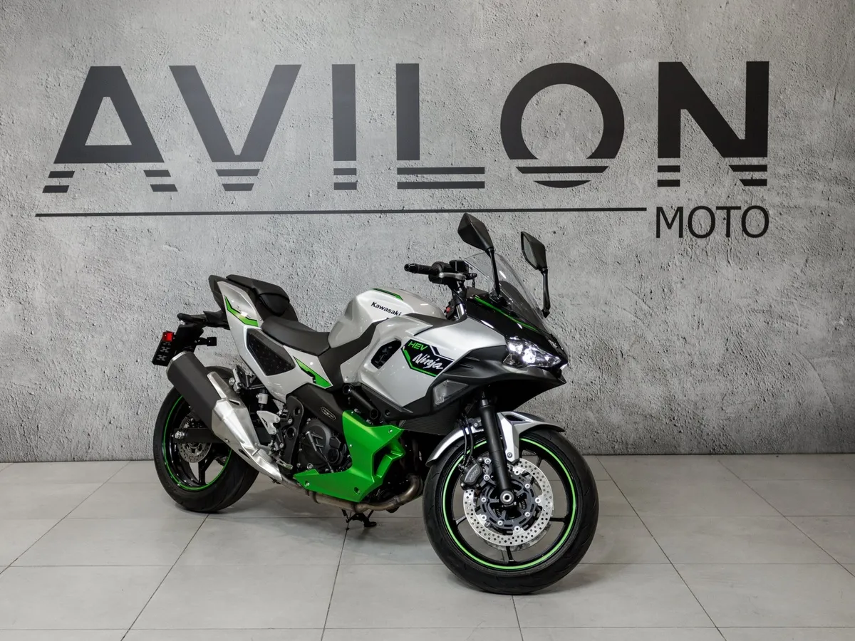 Kawasaki Ninja 7 Hybrid 450 см³ (69 л.с.) 450 Серебристый в АВИЛОН. Слайд №2