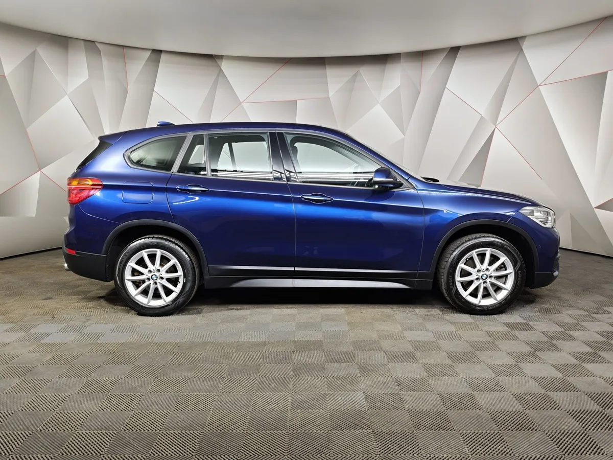 BMW X1 20i xDrive Steptronic AT (192 л.с.) M Sport Синий в АВИЛОН. Слайд №6