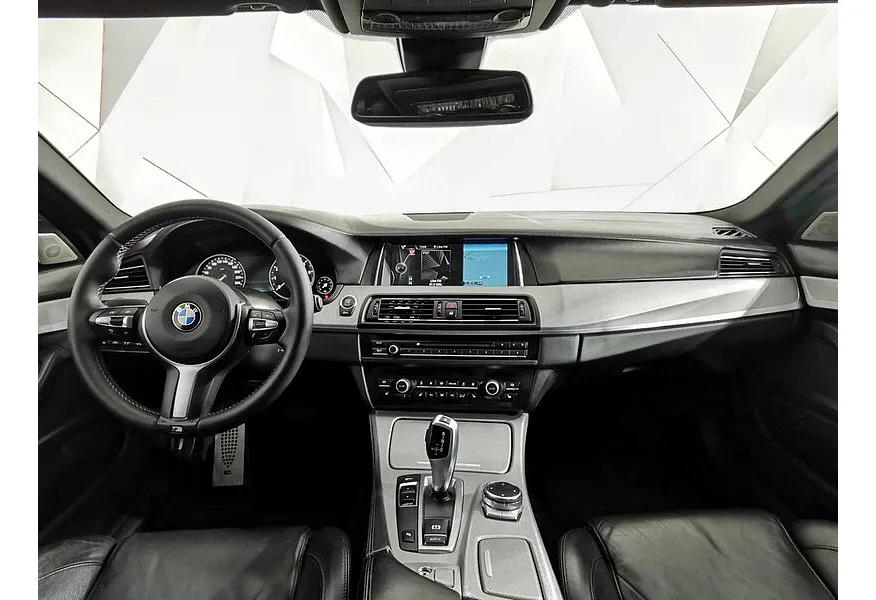 BMW 5 серия 520i AT (184 л.с.) Белый в АВИЛОН. Слайд №11