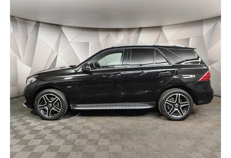 Mercedes-Benz GLE 300 4MATIC 7G-TRONIC Plus (249 л.с.) Grand Edition Черный в АВИЛОН. Слайд №5