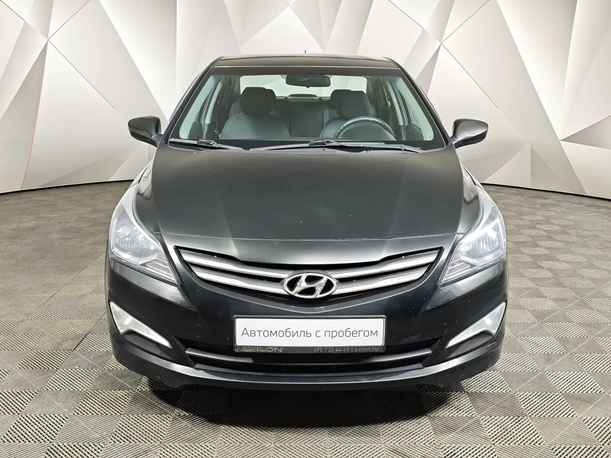 Hyundai Solaris 1.6 AT (123 л.с.) Active Plus Черный в АВИЛОН. Слайд №7