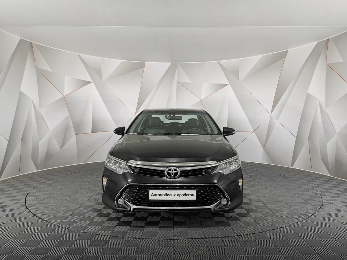 Toyota Camry 2.5 AT (181 л.с.) Стандарт Черный в АВИЛОН. Слайд №7
