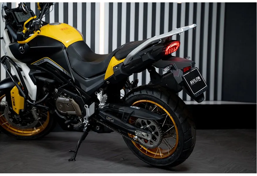 QJMOTOR SVT 650X 650 см³ (76 л.с.) 650 в АВИЛОН. Слайд №3 QJMOTOR SVT 650X 650 см³ (76 л.с.) 650 в АВИЛОН. Слайд №3