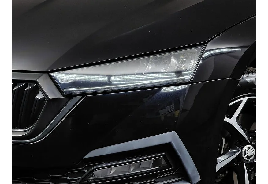 Skoda Octavia 1.4 AT FWD (150 л.с.) Style Plus Черный в АВИЛОН. Слайд №10