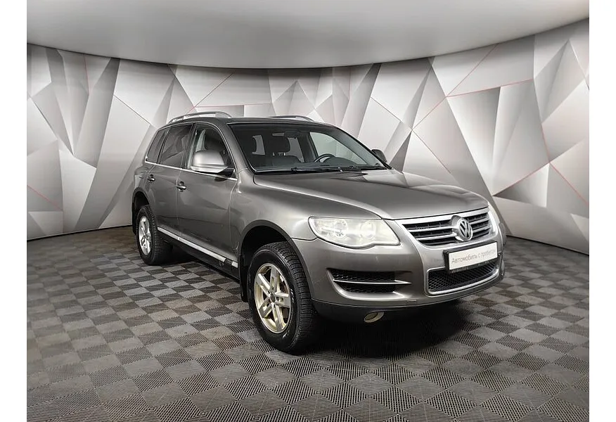 Volkswagen Touareg 2.5 TDI Tiptronic (174 л.с.) R Line Серый в АВИЛОН. Слайд №3