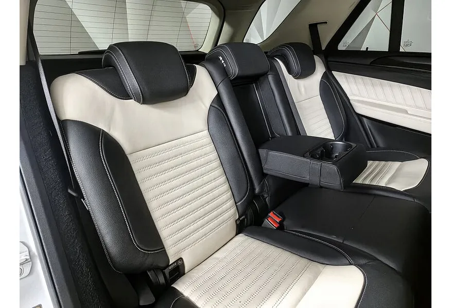 АВИЛОН - Mercedes-Benz GLE 400 4MATIC 9G-TRONIC (333 л.с.) Особая серия Серебристый - slide 11