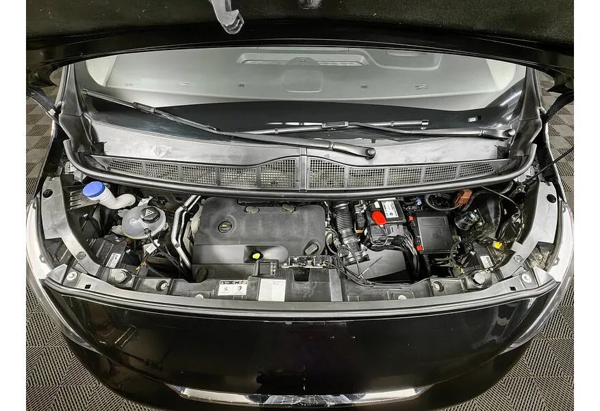 Peugeot Traveller Business 2.0 Hdi AT (150 л.с.) VIP Черный в АВИЛОН. Слайд №11