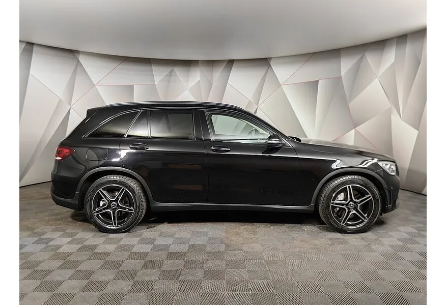 Mercedes-Benz GLC 300 9G-TRONIC 4MATIC (245 л.с.) Sport Черный в АВИЛОН. Слайд №6