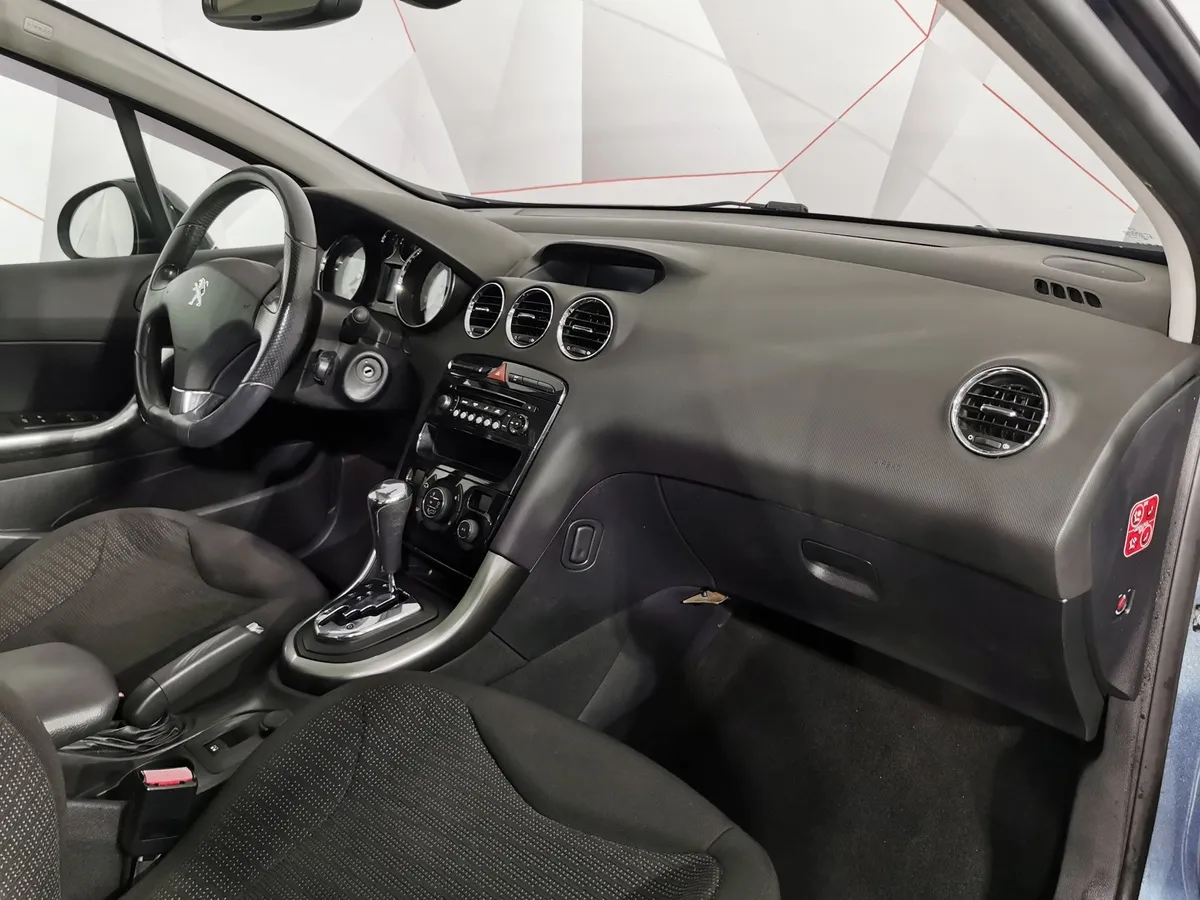 Peugeot 308 1.6 AT (120 л.с.) Синий в АВИЛОН. Слайд №12