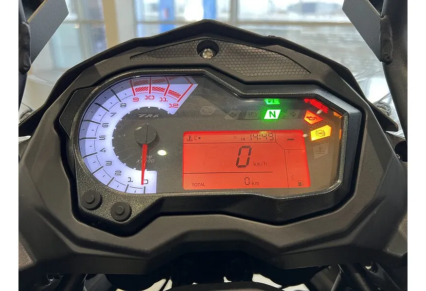 Benelli TRK 502 X 500 см³ (48 л.с.) 500 Комбинированный в АВИЛОН. Слайд №8