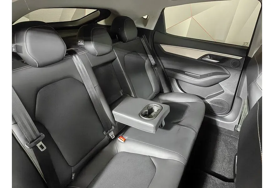 LIVE. Слайд №12