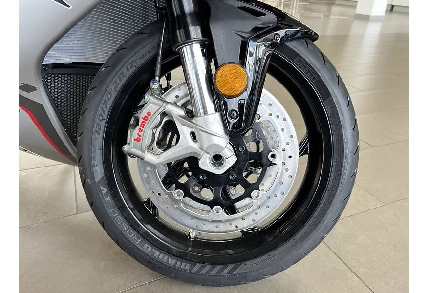 QJMOTOR SRK 921 RR 921 см³ (129 л.с.) (129) 921 Белый в АВИЛОН. Слайд №13