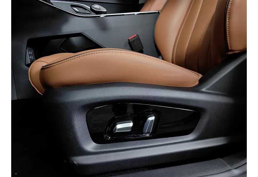 Omoda C5 1.6T DCT 4WD (150 л.с.) Supreme Синий в АВИЛОН. Слайд №20