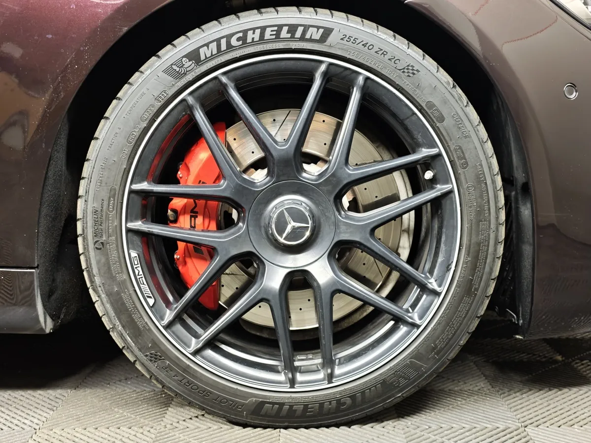 Mercedes-Benz S-Класс S 63 AMG 4Matic Speedshift Plus 7G-Tronic длинная база (585 л.с.) Черный в АВИЛОН. Слайд №9
