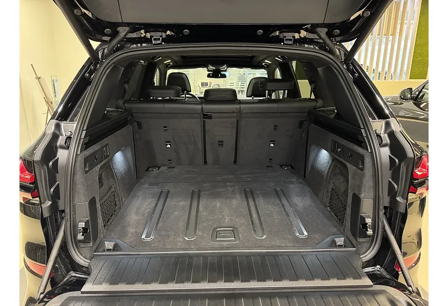 BMW X5 xDrive40d Steptronic (352 л.с.) Черный в АВИЛОН. Слайд №11