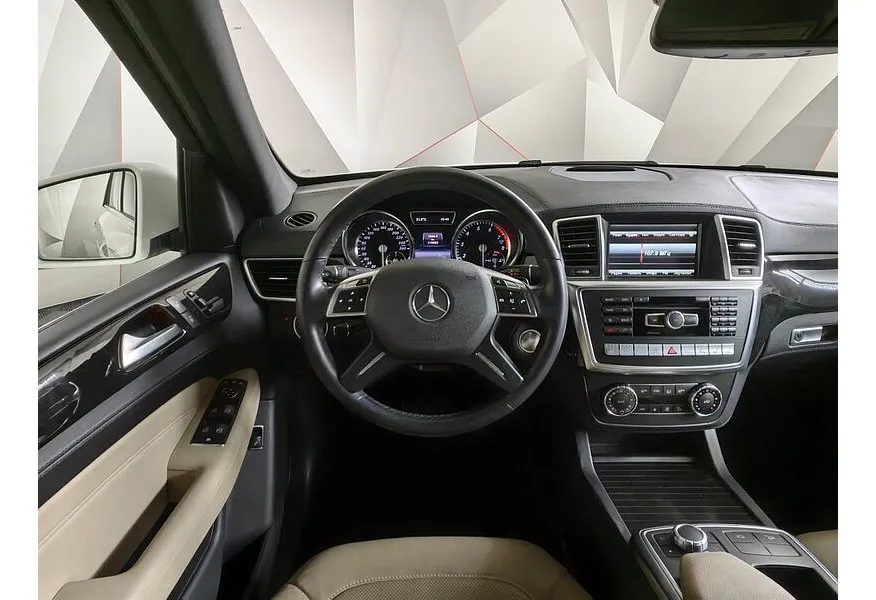 Mercedes-Benz M-Класс ML 300 BlueEfficiency 7G-Tronic Plus 4Matic (249 л.с.) Белый в АВИЛОН. Слайд №19