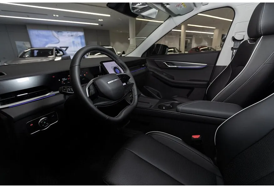 АВИЛОН - JAECOO J6 1.5T DCT 2WD (147 л.с.) Ultimate Белый - slide 9610283